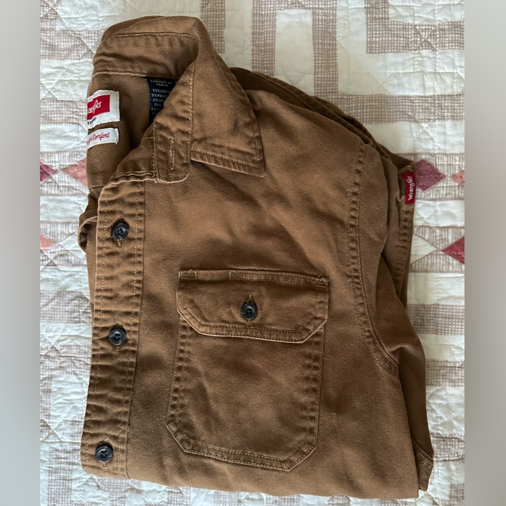 brown wrangler button down